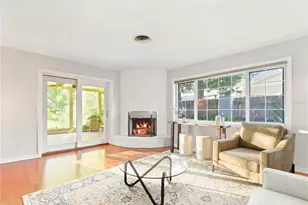 2102 W Kyra Dr, Tampa, FL 33612 - Photo 13