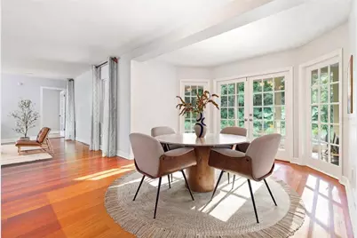 2102 W Kyra Drive, Tampa, FL 33612 - Photo 11