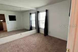 10216 Dolce Vista Dr NE, Saint Petersburg, FL 33702 - Photo 17