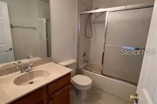 10216 Dolce Vista Dr NE, Saint Petersburg, FL 33702 - Photo 19