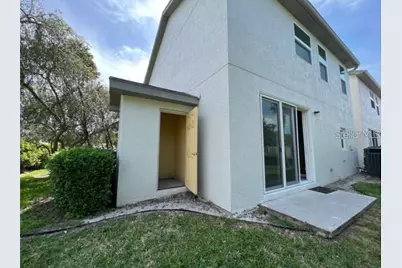 10216 Dolce Vista Drive NE, Saint Petersburg, FL 33702 - Photo 25