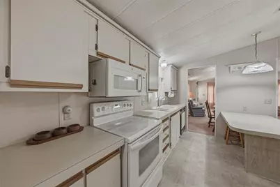 5556 Riviera Drive, Zephyrhills, FL 33541 - Photo 19