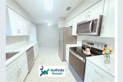 5841 4th Avenue N, Saint Petersburg, FL 33710 - Photo 5