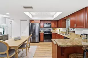 203 N McGowan Ave, Crystal River, FL 34429 - Photo 15