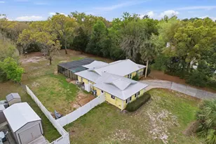 203 N McGowan Ave, Crystal River, FL 34429 - Photo 41