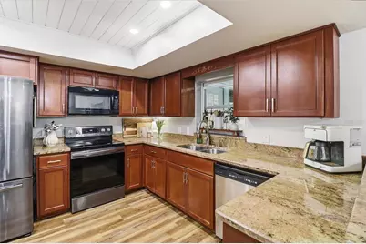 203 N McGowan Avenue, Crystal River, FL 34429 - Photo 17