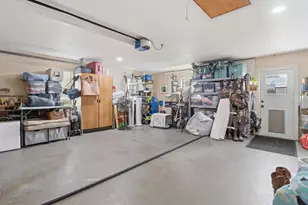 203 N McGowan Ave, Crystal River, FL 34429 - Photo 29