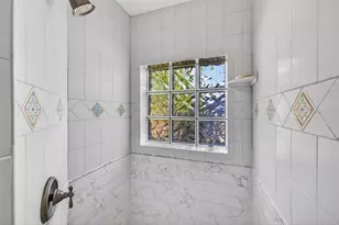 169 27th Ave N, Saint Petersburg, FL 33704 - Photo 25