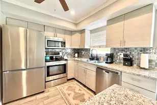 1784 Taylor Lake Pl, Largo, FL 33778 - Photo 9