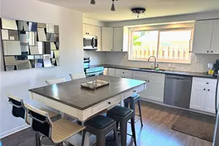 6550 3rd Ave S, Saint Petersburg, FL 33707 - Photo 7