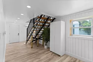 3401 Manatee Dr SE, Saint Petersburg, FL 33705 - Photo 7