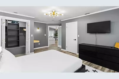 3401 Manatee Drive SE, Saint Petersburg, FL 33705 - Photo 17