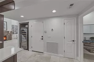 6117 S Russell St, Tampa, FL 33611 - Photo 35