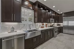 6117 S Russell St, Tampa, FL 33611 - Photo 17