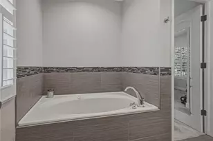 6117 S Russell St, Tampa, FL 33611 - Photo 55