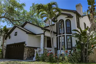 6117 S Russell St, Tampa, FL 33611 - Photo 3