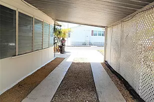 7801 34th Ave N, Saint Petersburg, FL 33710 - Photo 5