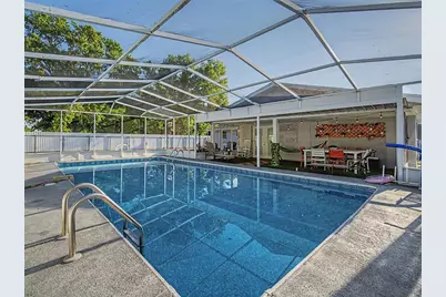 7012 Center Creek Drive, Tampa, FL 33615 - Photo 39