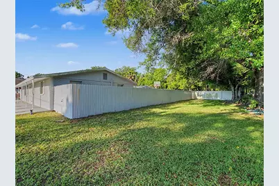 7012 Center Creek Drive, Tampa, FL 33615 - Photo 69