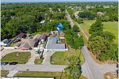 7012 Center Creek Drive, Tampa, FL 33615 - Photo 51
