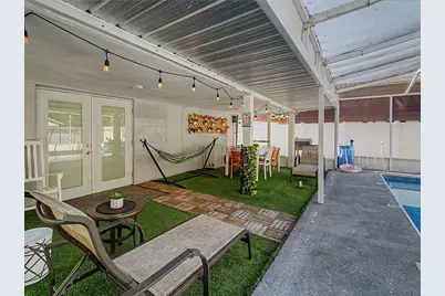 7012 Center Creek Drive, Tampa, FL 33615 - Photo 35