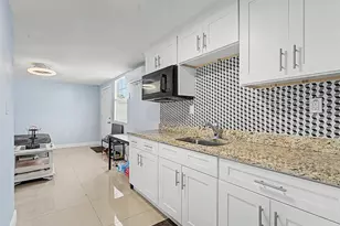 7012 Center Creek Dr, Tampa, FL 33615 - Photo 31