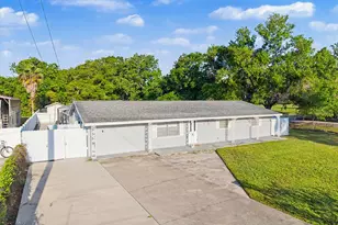7012 Center Creek Dr, Tampa, FL 33615 - Photo 57