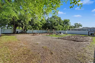7012 Center Creek Dr, Tampa, FL 33615 - Photo 65