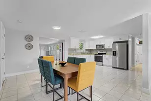 7012 Center Creek Dr, Tampa, FL 33615 - Photo 13