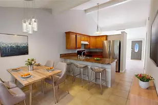 16206 Sagebrush Rd, Tampa, FL 33618 - Photo 7