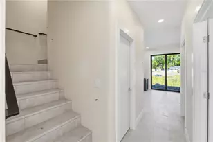 4355 Fontanarosa Village Ct, Tampa, FL 33614 - Photo 5