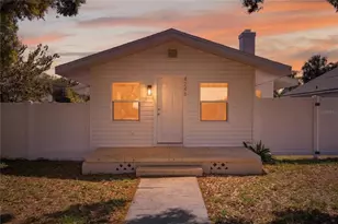 4248 4th Ave S, Saint Petersburg, FL 33711 - Photo 1