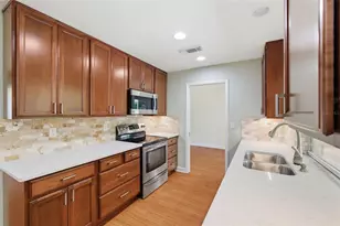 2928 Macalpin Dr S, Palm Harbor, FL 34684 - Photo 17