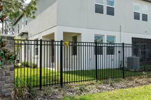 10844 Fowlers Blf Ct, Tampa, FL 33647 - Photo 3