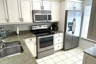 6327 Palma Del Mar Blvd S, Saint Petersburg, FL 33715 - Photo 11