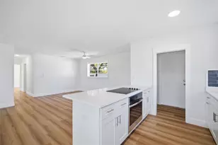 3805 W Pearl Ave, Tampa, FL 33611 - Photo 7