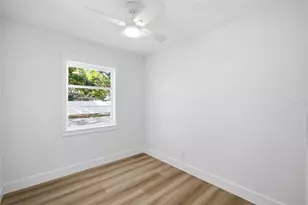 3805 W Pearl Ave, Tampa, FL 33611 - Photo 13