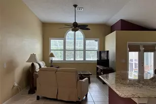 10290 Oasis Palm Dr, Tampa, FL 33615 - Photo 11