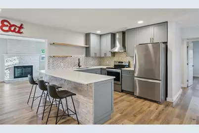 5995 44th Avenue N, Saint Petersburg, FL 33709 - Photo 7