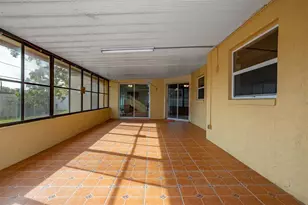 8639 Leighton Dr, Tampa, FL 33614 - Photo 33