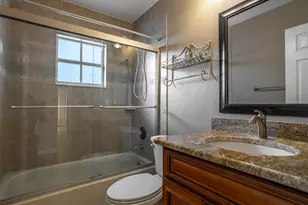 8639 Leighton Dr, Tampa, FL 33614 - Photo 25