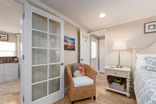 707 Snug Island, Clearwater Beach, FL 33767 - Photo 11