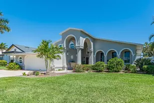 707 Snug Island, Clearwater Beach, FL 33767 - Photo 1