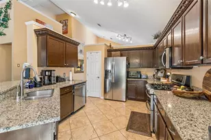 9407 Chart House Ct, Riverview, FL 33578 - Photo 9