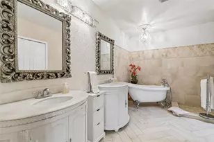 9407 Chart House Ct, Riverview, FL 33578 - Photo 11