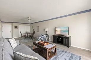 255 Dolphin Point, Clearwater Beach, FL 33767 - Photo 9