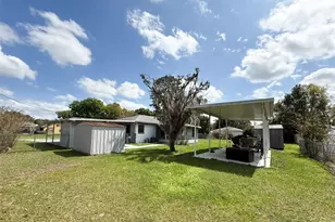 2122 Cr 437A, Lake Panasoffkee, FL 33538 - Photo 25