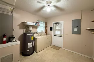 2122 Cr 437A, Lake Panasoffkee, FL 33538 - Photo 15