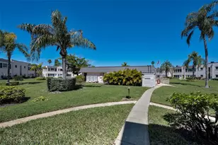 219 Elmwood Cir, Seminole, FL 33777 - Photo 31