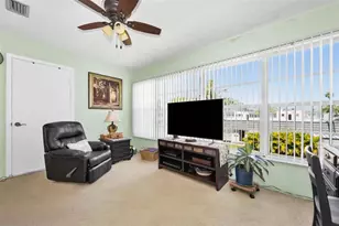 219 Elmwood Cir, Seminole, FL 33777 - Photo 25